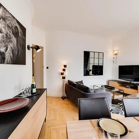 Le Panoramique - 75 Sq M With Balcony In The Heart Of