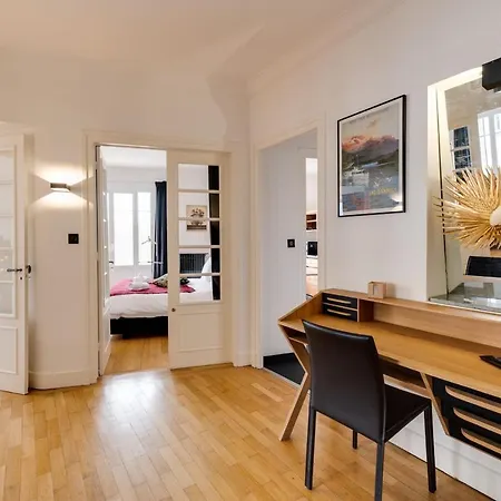 Apartment Le Panoramique - 75 Sq M With Balcony In The Heart Of Annecy